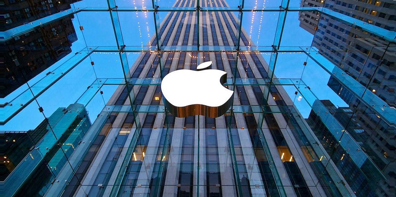 Top 10 world's most valuable tech brands apple